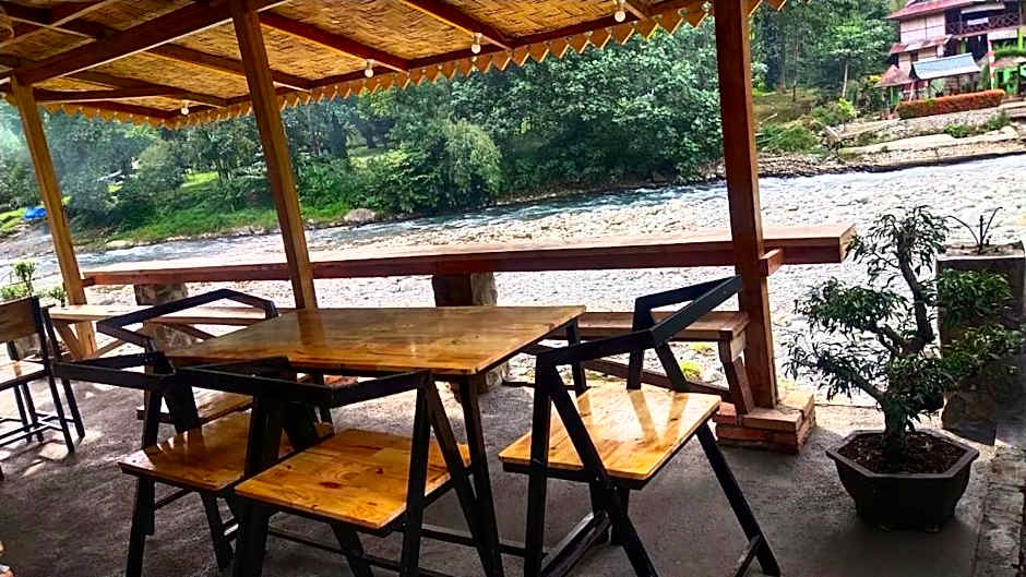 Rambai Tree Jungle Lodges - Family Friendly