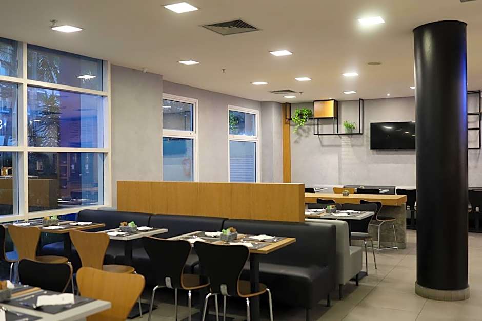 Ibis Salvador Rio Vermelho