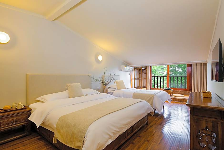 Yangshuo River View Hotel