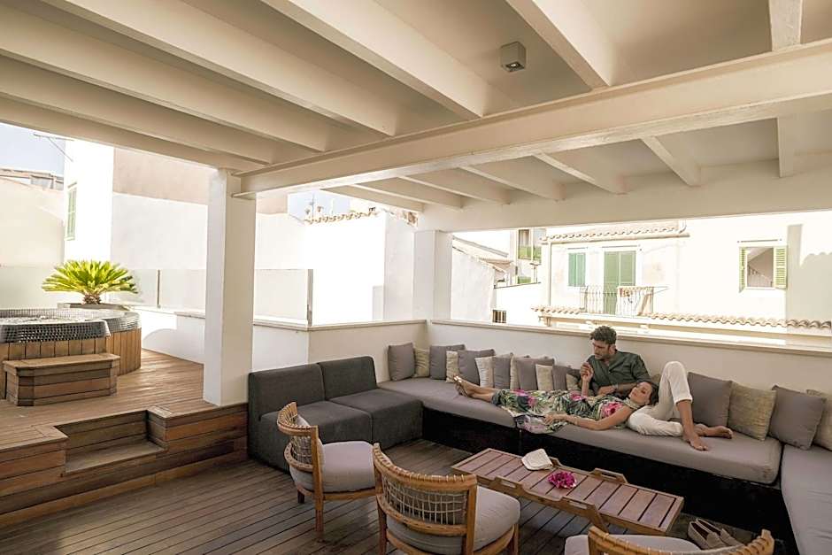 Puro Hotel Oasis Urbano