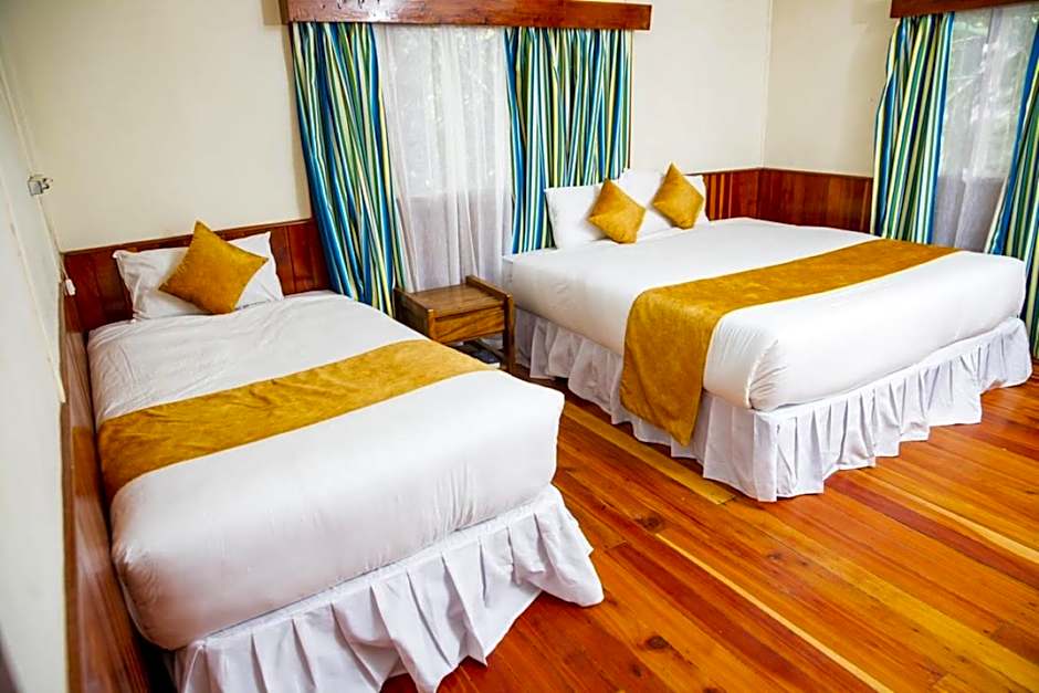 Naro Moru River Lodge