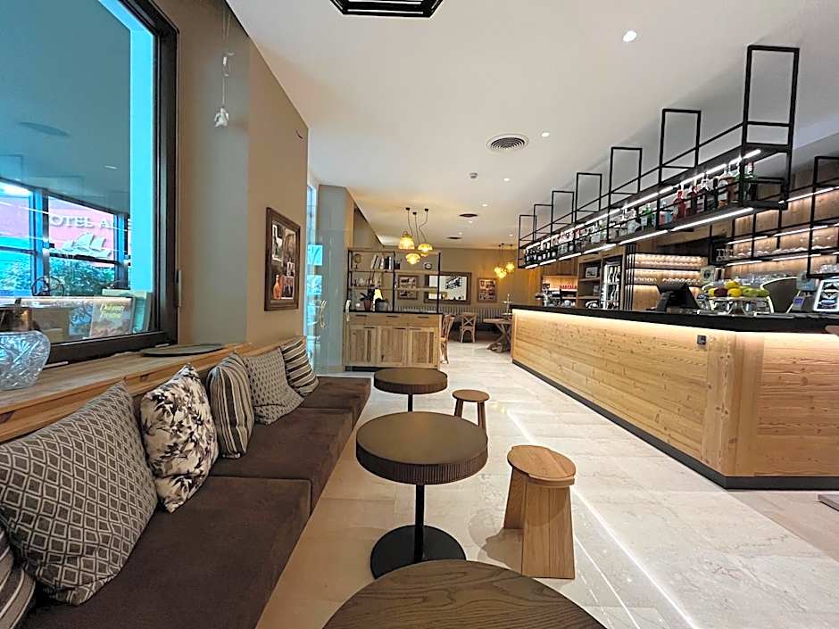 Hotel America