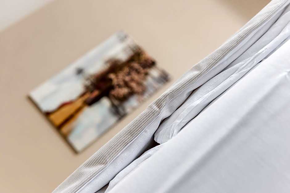 Schäfers Hotel, Self-Check-in, Cafe und Bäcker am Hotel