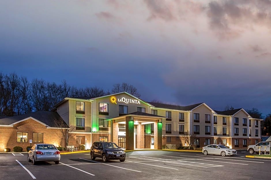 La Quinta Inn & Suites by Wyndham Norwich-Plainfield-Casino