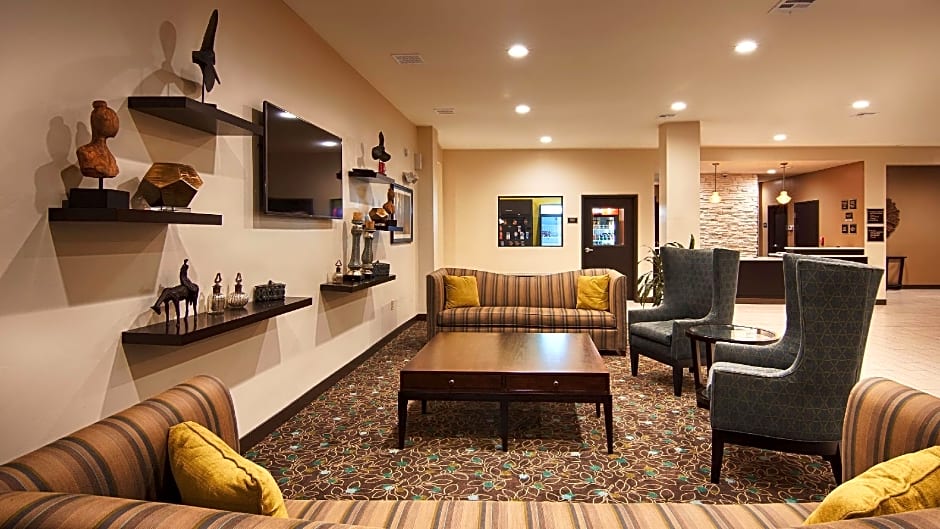 Best Western Lindsay Inn & Suites