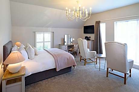 Signature King Room with View - Non-Smoking