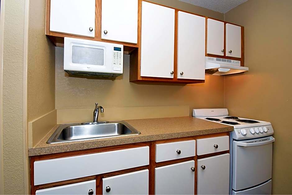 Studio 6 Extended stay - St Louis, MO - Westport/Craig Road