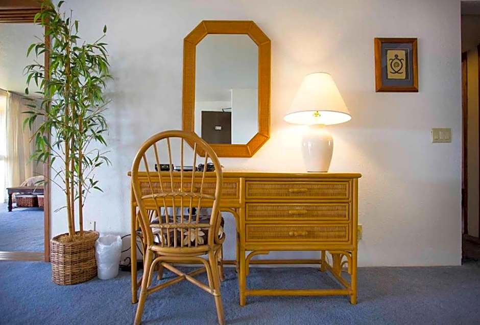 Castle Makahuena At Poipu Resort