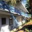 Holiday Lodge