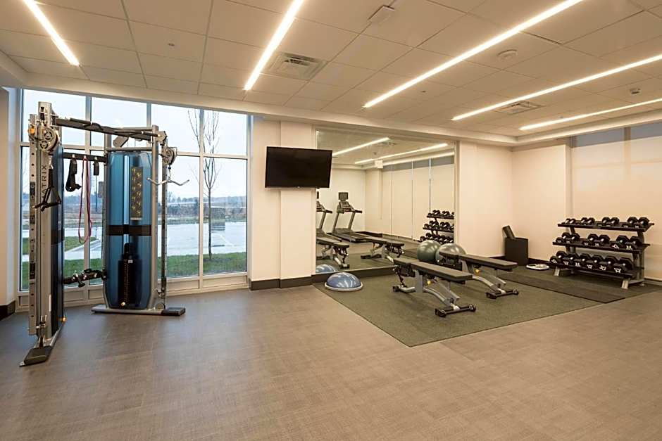 Holiday Inn & Suites Detroit - Troy by IHG