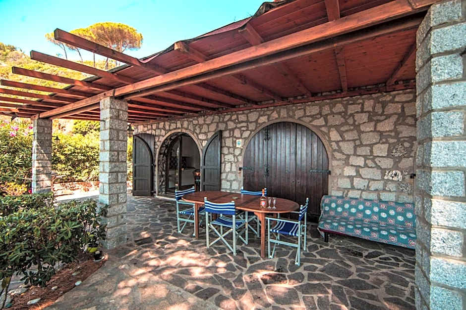 Residence Mandel 2 by Mandel Club