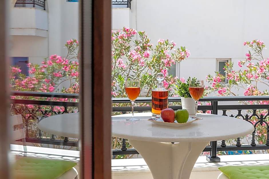 NAXOS DIAMOND Studios Apartments