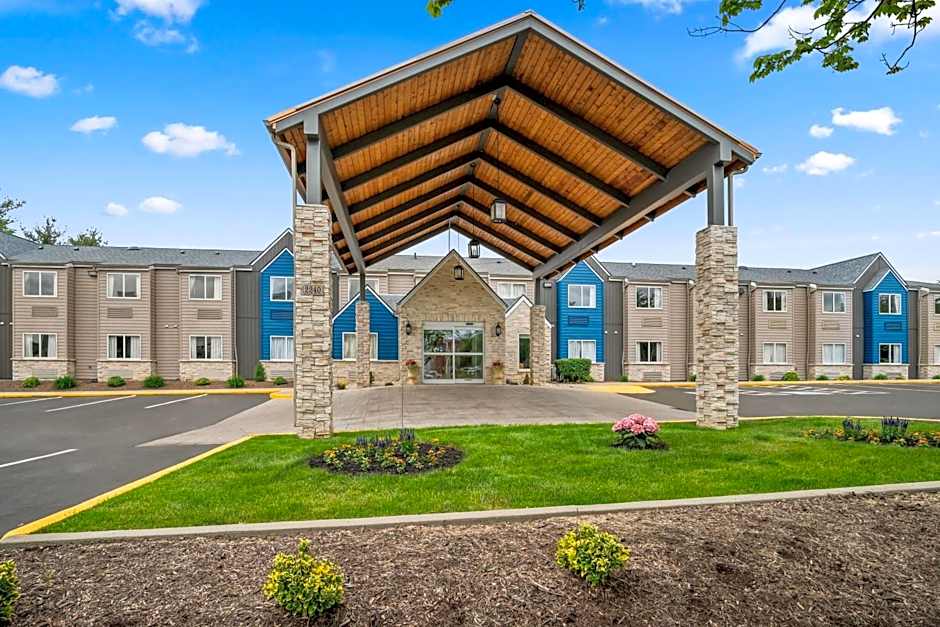 Microtel Inn & Suites by Wyndham Lexington