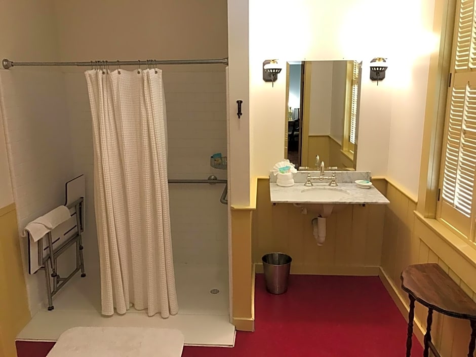 Cosmopolitan Hotel