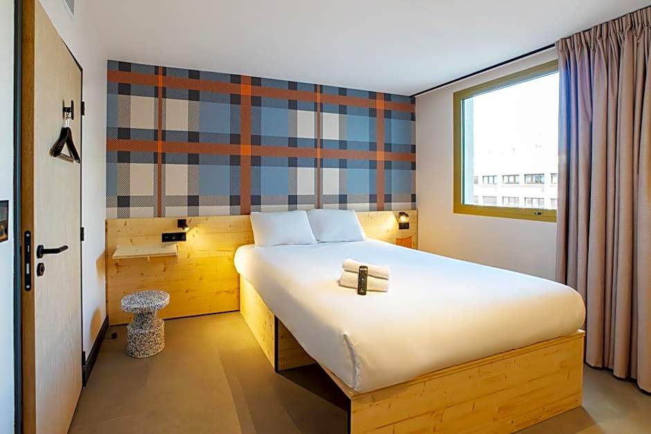 EasyHotel Marseille Euromed