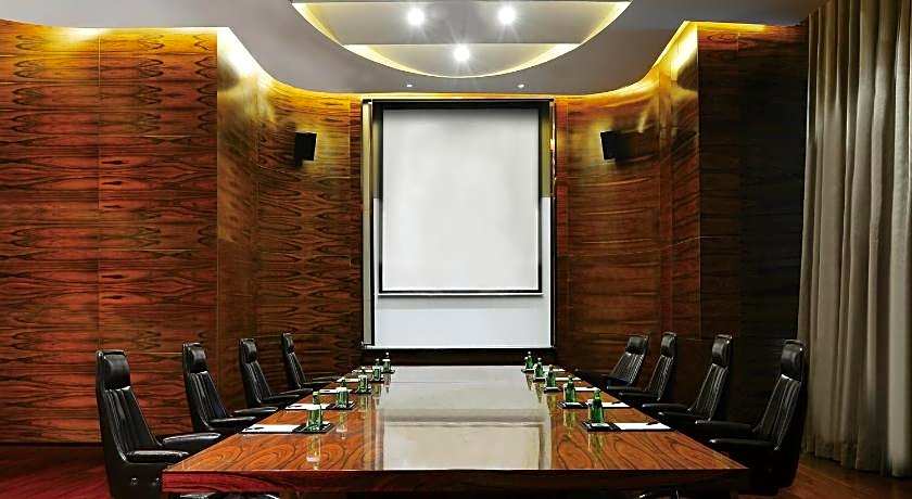 Crowne Plaza Dalian Sports Center by IHG