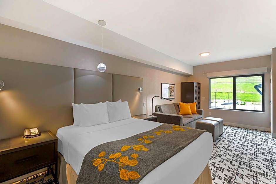 Cambria Hotel Copper Mountain