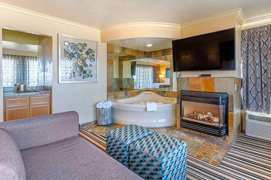 Lincoln Sands Oceanfront Resort, an Ascend Collection Hotel