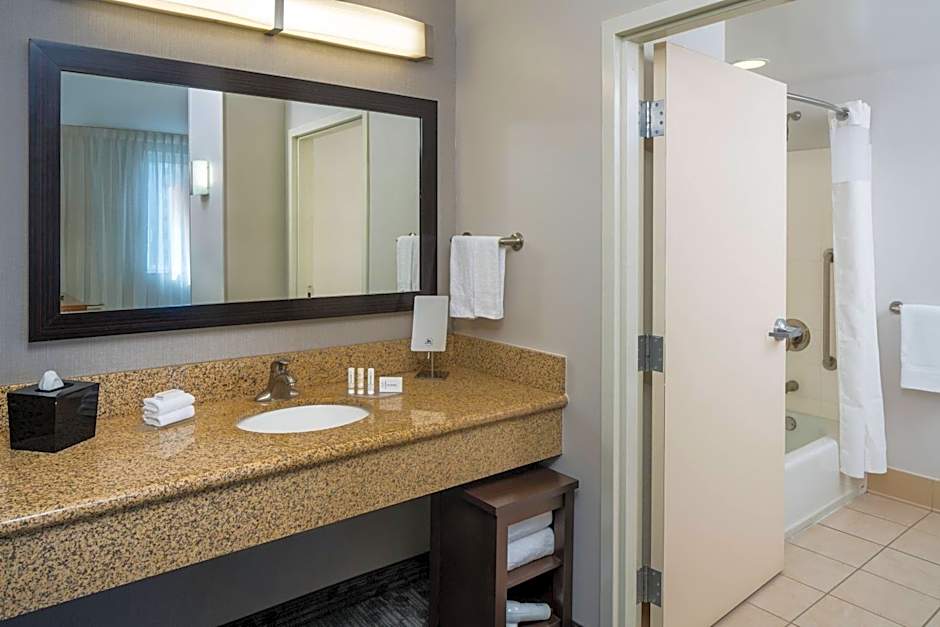 Courtyard by Marriott Miami West/FL Turnpike