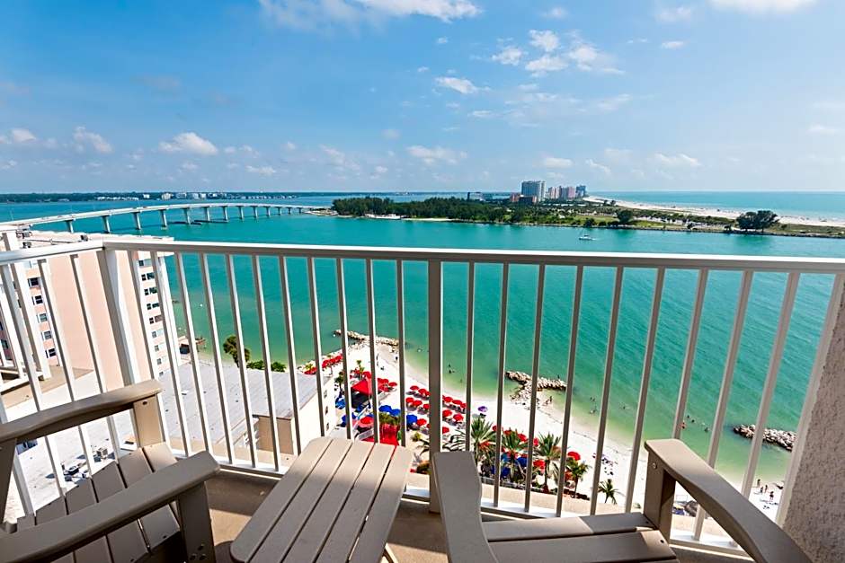 Hampton Inn By Hilton and Suites Clearwater Beach