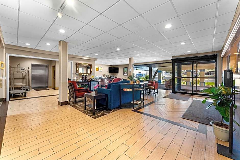 SureStay Plus by Best Western Reading North