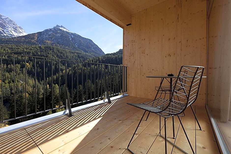 Hotel Arnica Scuol - Adults Only