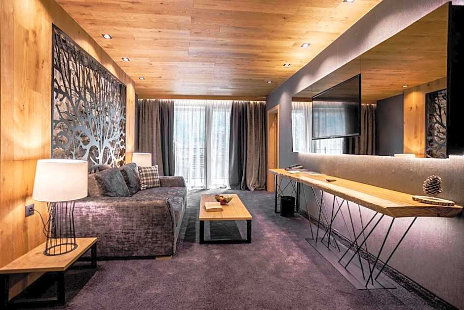 Kashmir Wellness & SPA Hotel Adults Only