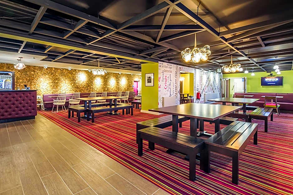 Safestay London Kensington Holland Park