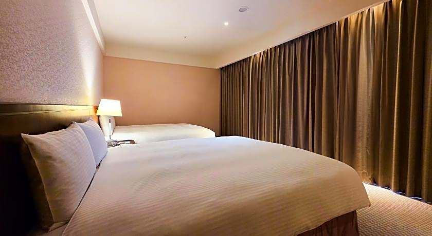 CHECK Inn Taichung LaiLai 