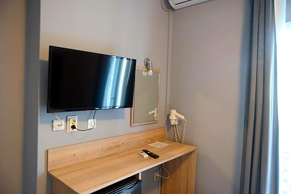 Electra Hotel Piraeus