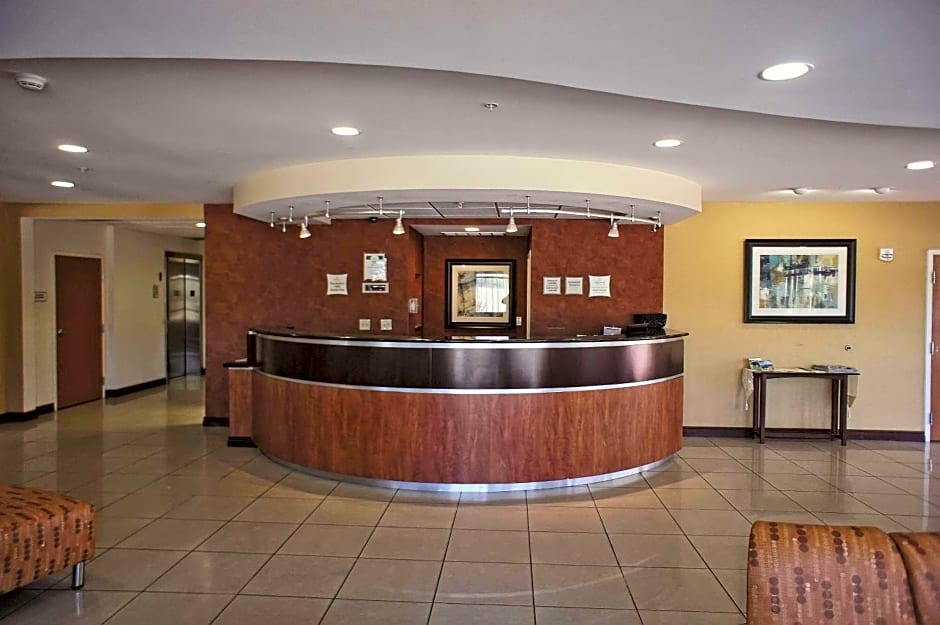 La Quinta by Wyndham Edmond