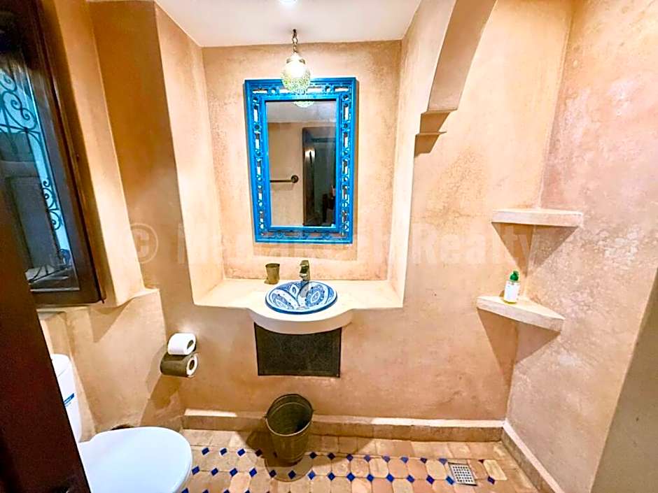 Riad Achwaq