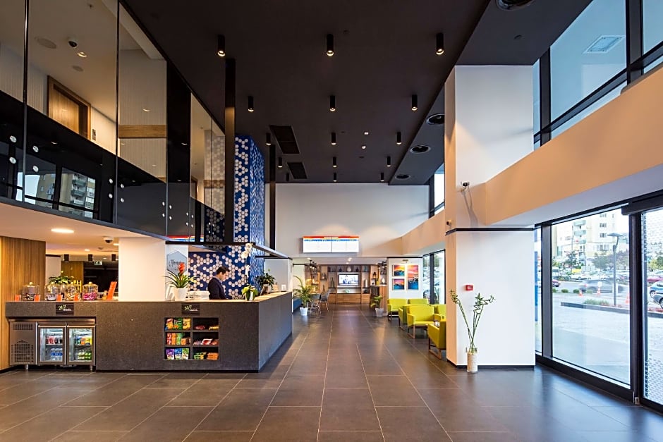 Photo 1 of 24 of Hampton by Hilton Istanbul Kurtkoy