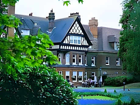 Woodlands Park Hotel