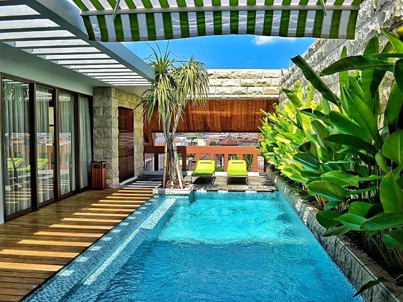 TS Suites Seminyak