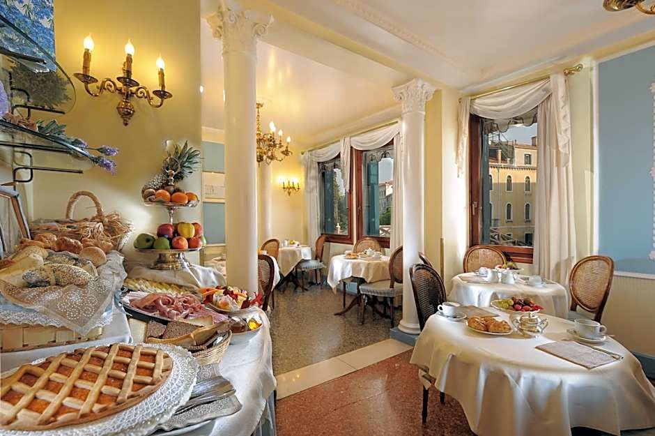 Hotel Arlecchino