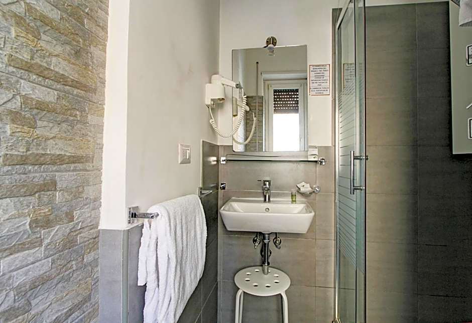 Vatican Central Suites