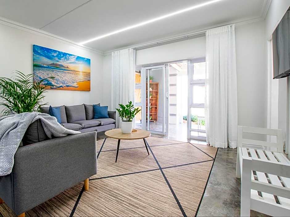 La Dolce Vita Gordon’s Bay