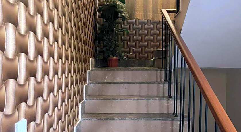 Hotel Executive Lodge