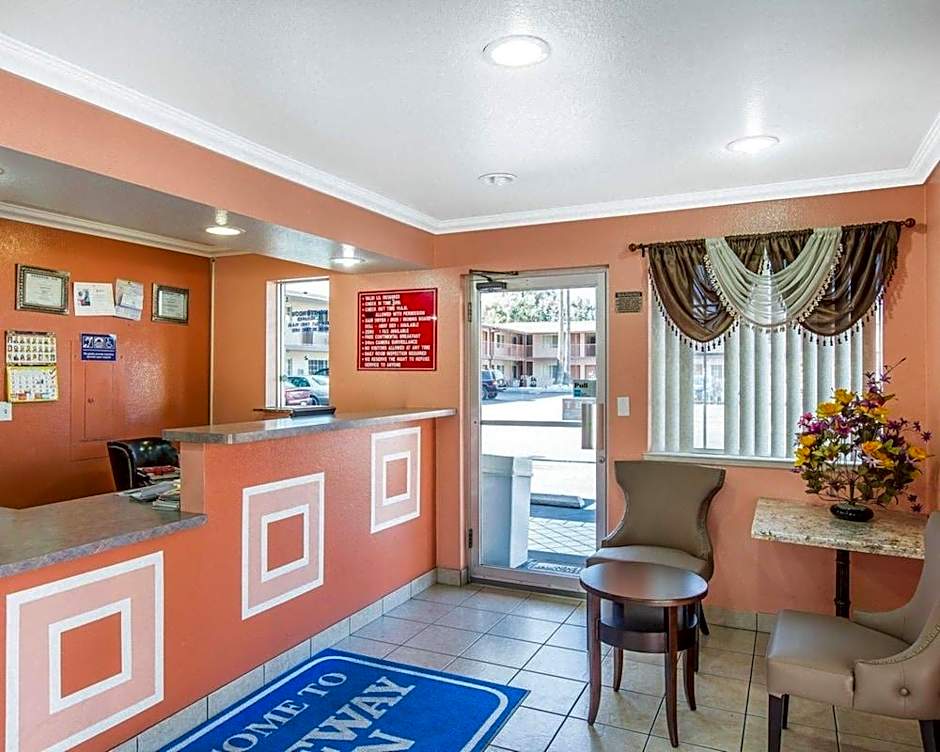 Studio 6 Suites San Bernardino, CA