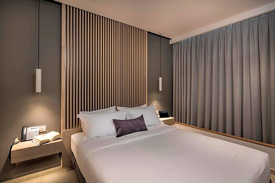 Trianon Luxury Apartments & Suites