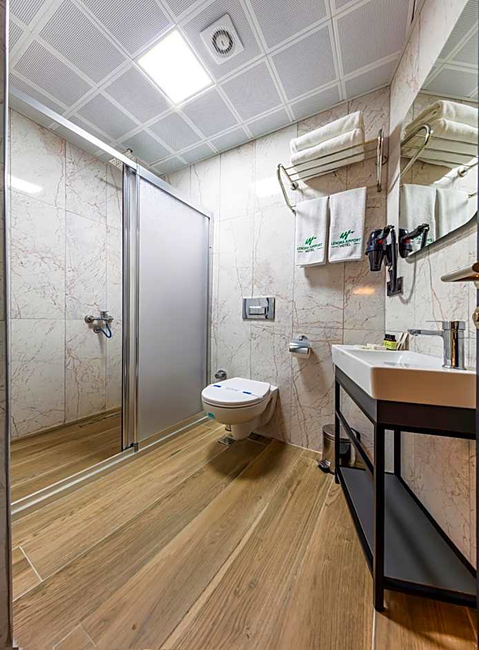 Lenora Airport Hotel