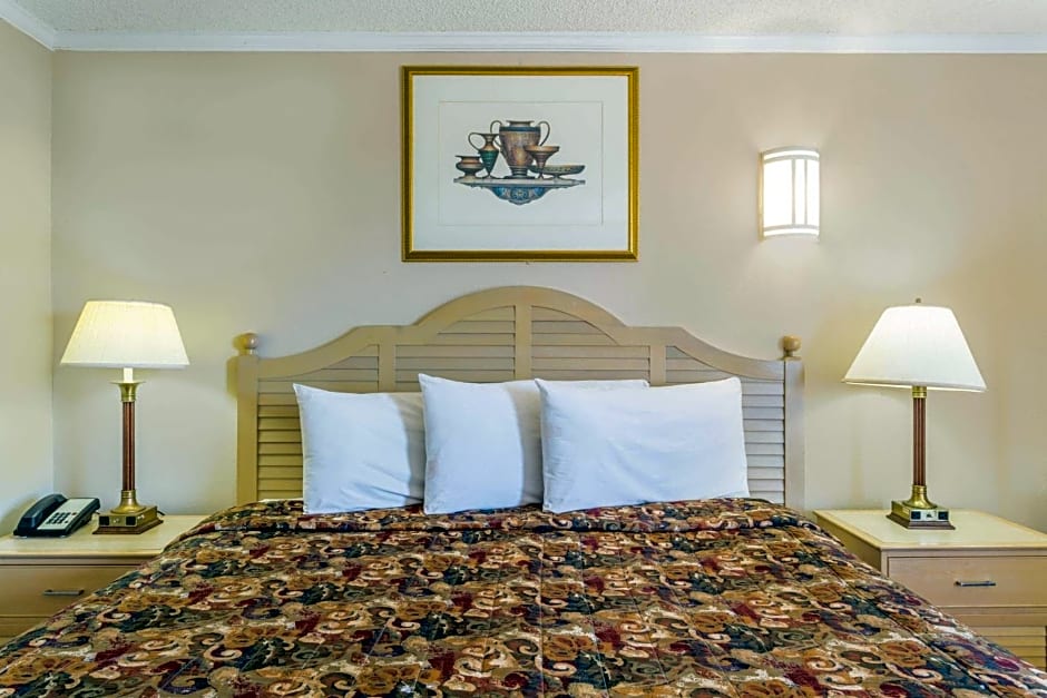 Days Inn by Wyndham Slidell