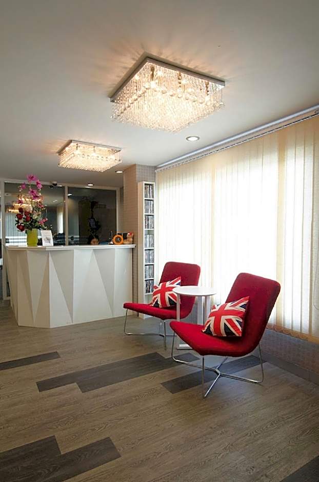 Icheck Inn Residence Sathorn