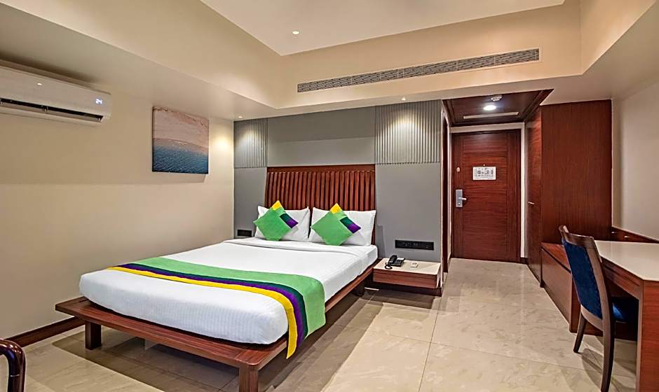 Treebo Regency - Bund Garden, Dhole Patil Road