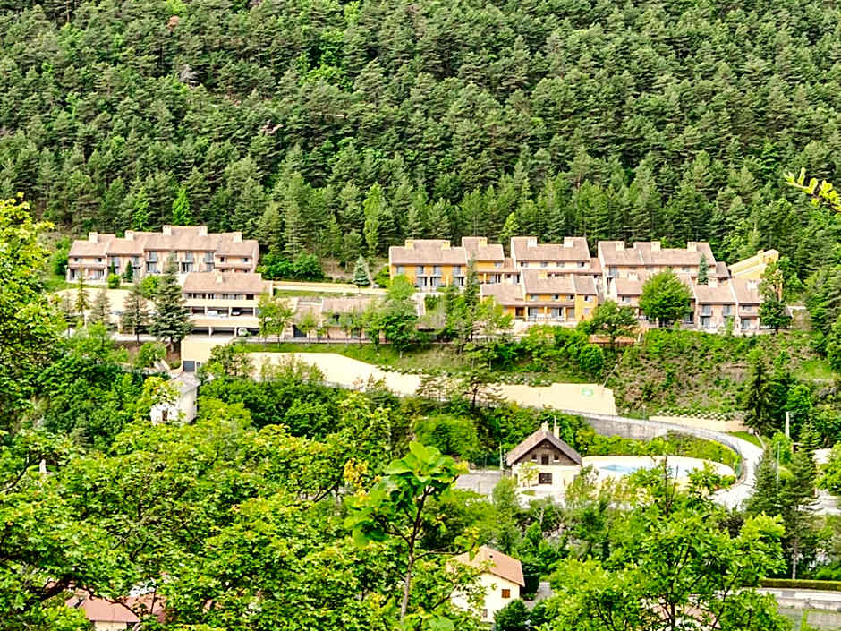 Vacancéole - Résidence Les Gorges Rouges