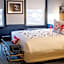 Hilton Orrington / Evanston