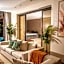 The House Hotel Al Khiran