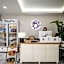 Blu Monkey Boutique Bangsaen