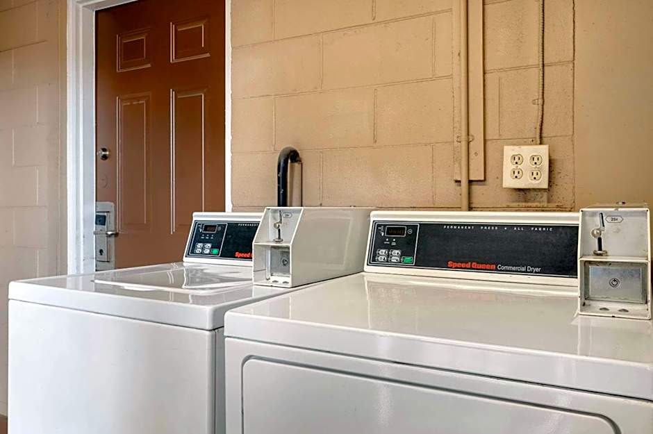 Rodeway Inn Terre Haute